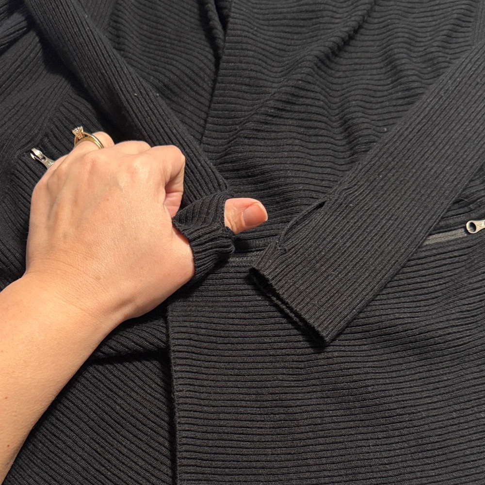 Lululemon Ribbed Cardigan Sweater With Zipper Pockets Black Size XL - Picture 4 of 7
